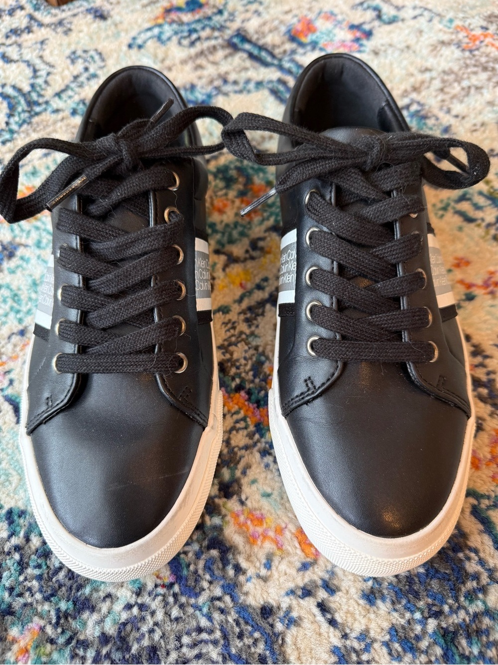 CALVIN KLEIN Vittoria Black and White Low-Top Lace-Up Sneakers